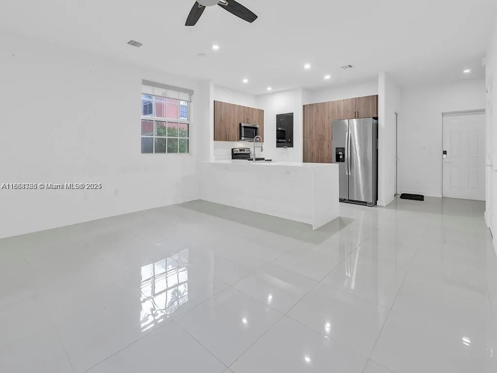 1350 Crystal Way, #108