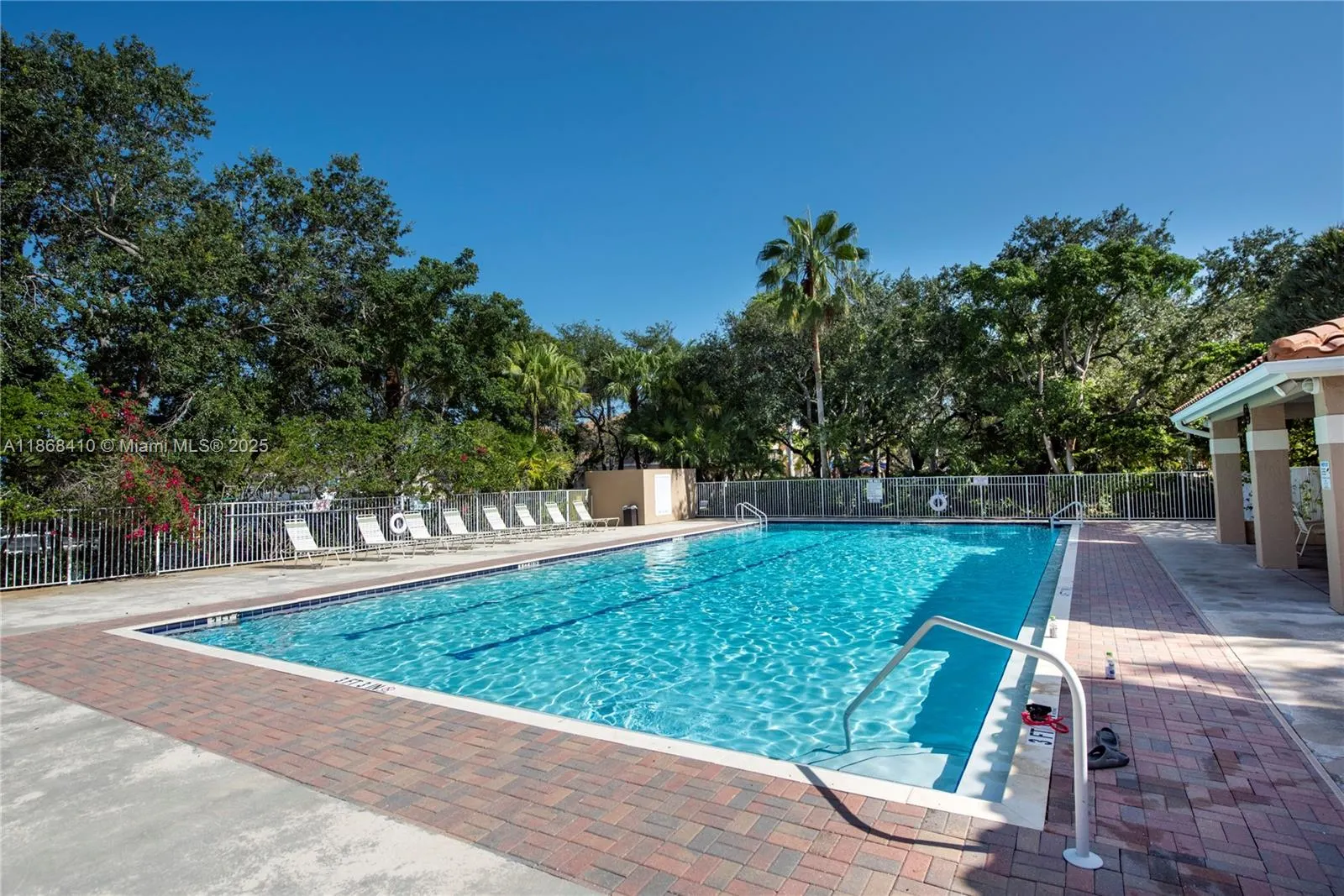 1426 Seagrape Cir