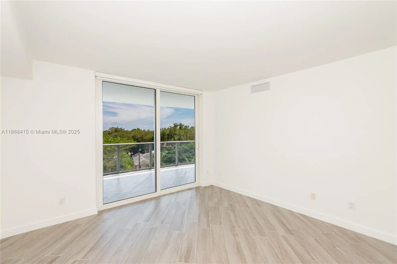 4250 Biscayne Blvd, #501