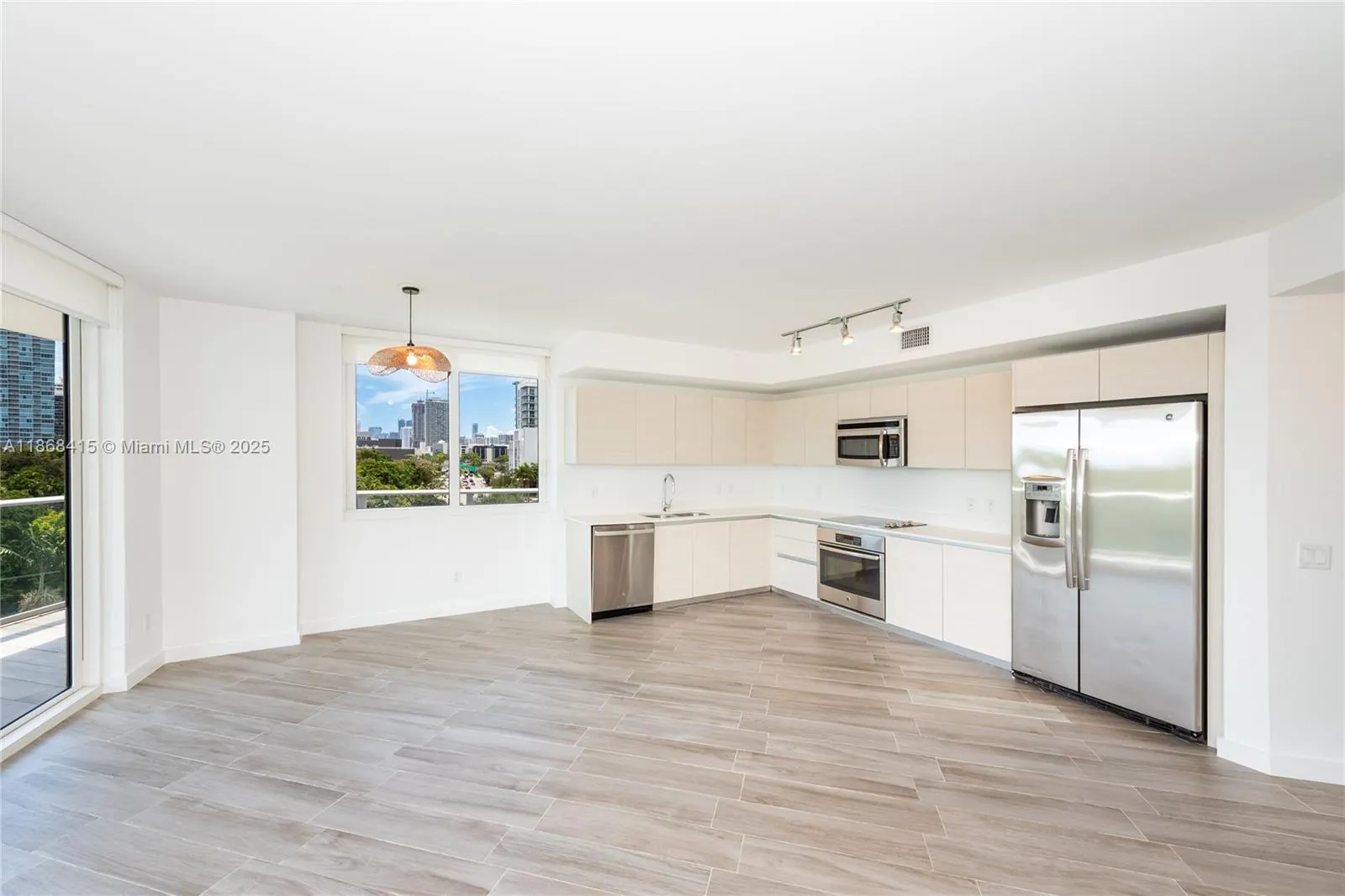 4250 Biscayne Blvd, #501