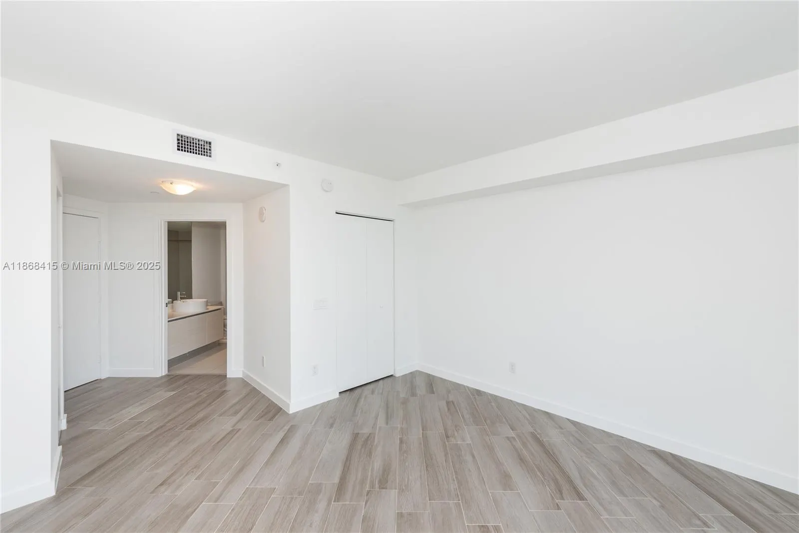 4250 Biscayne Blvd, #501