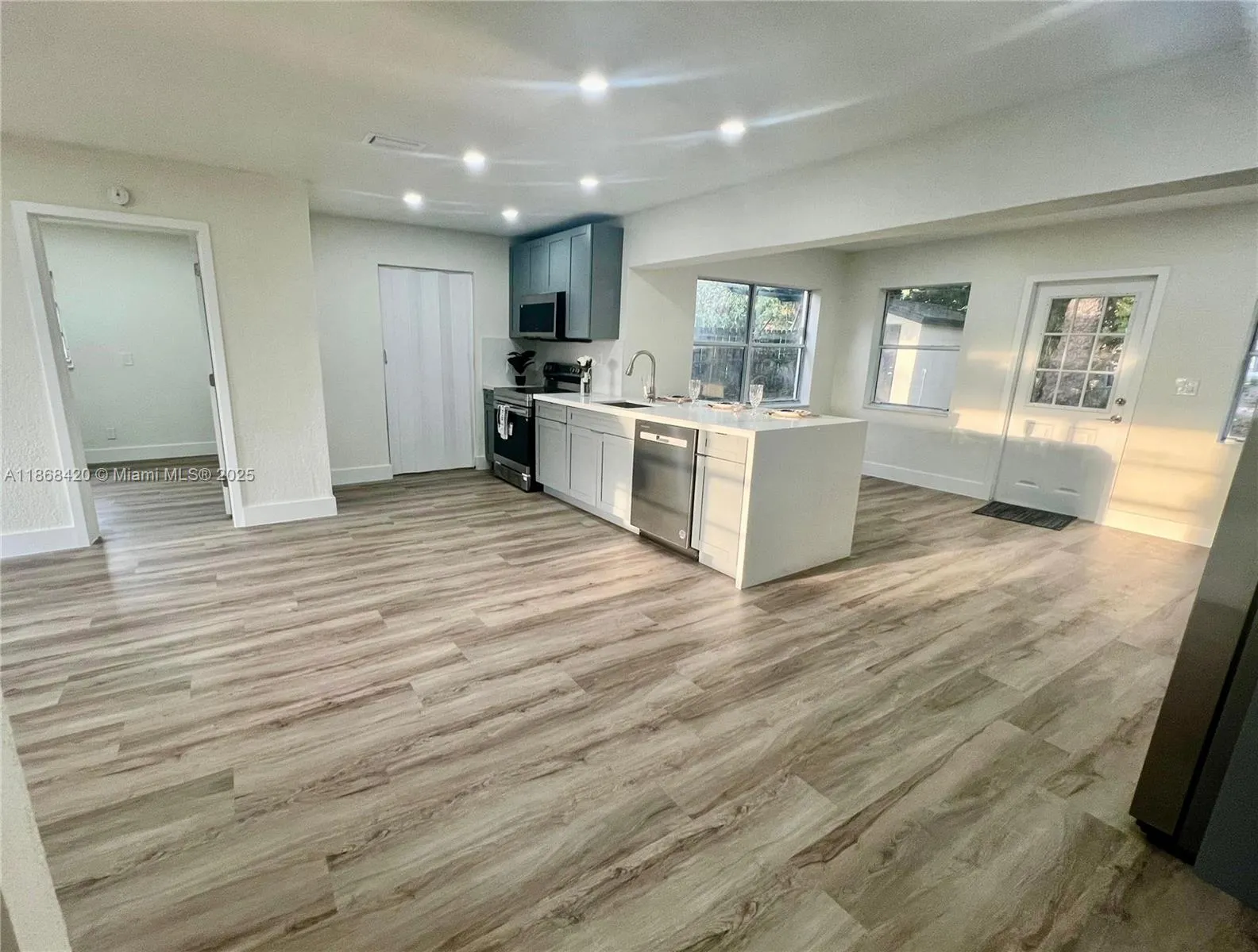 1508 NW 32nd Ave