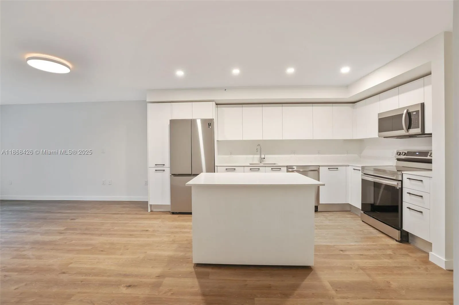 1500 Bay Rd, #N-1121