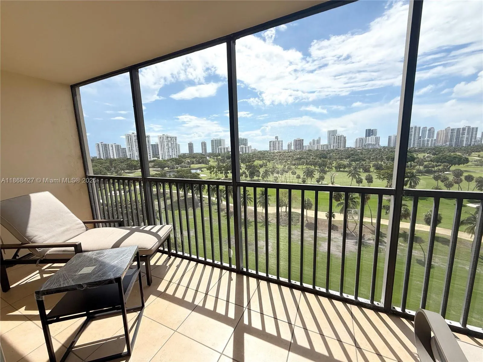 20335 W Country Club Dr, #1007