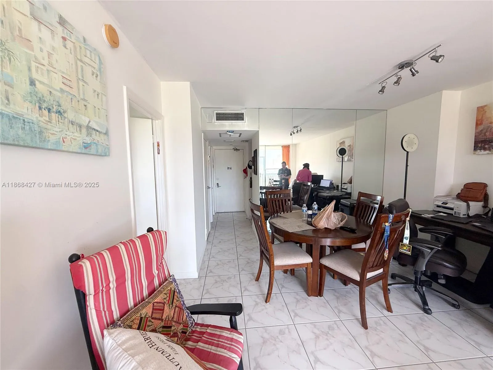 20335 W Country Club Dr, #1007