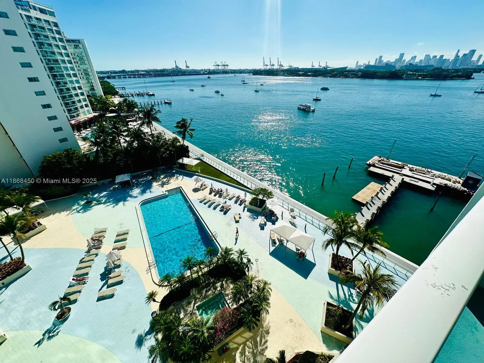1200 West Ave, #927