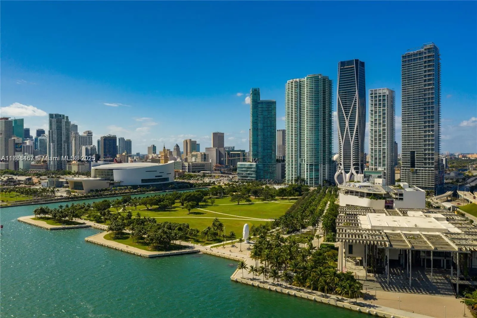 1100 Biscayne Blvd, #4004