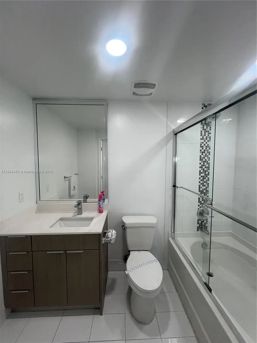 987 SW 37th Ave, #1001