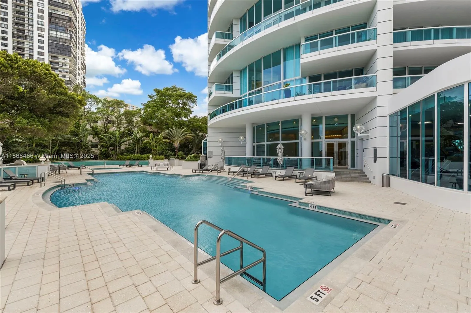 2127 Brickell Ave, #1504
