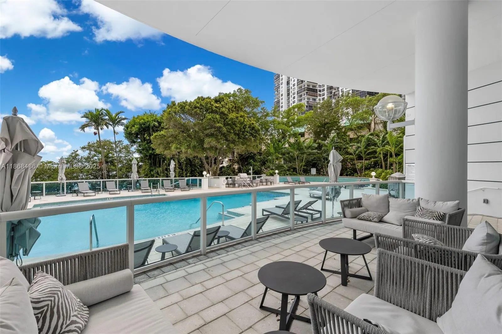 2127 Brickell Ave, #1504