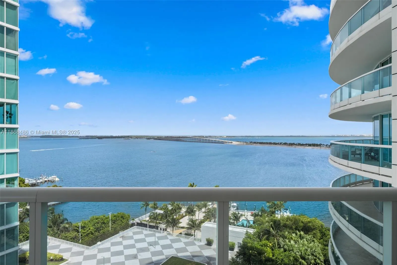 2127 Brickell Ave, #1504