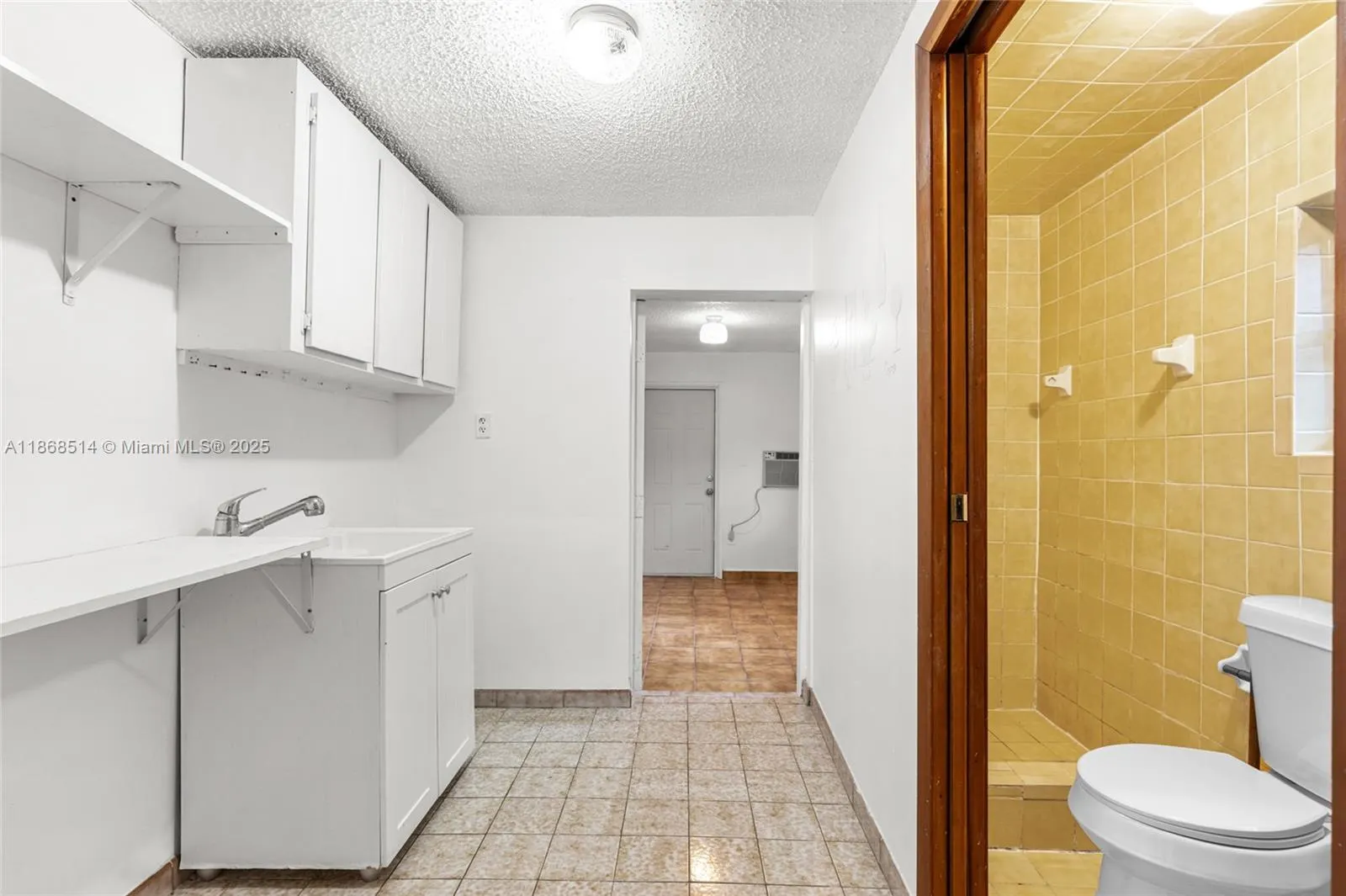 120 SW 52nd Pl