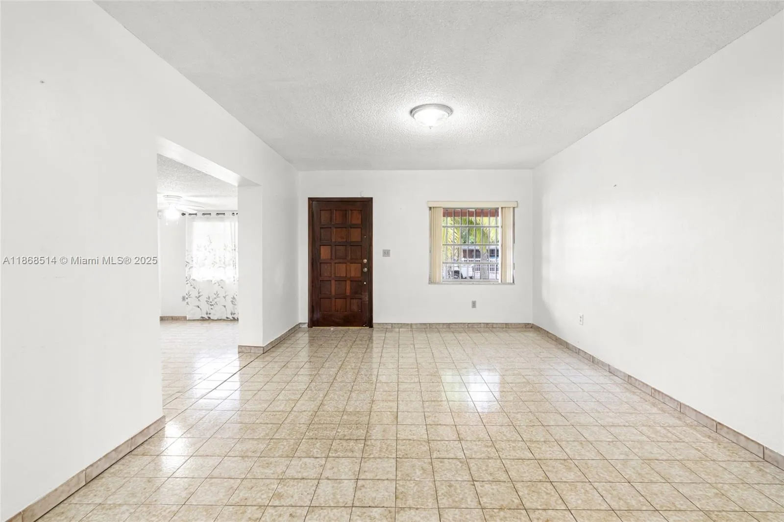 120 SW 52nd Pl