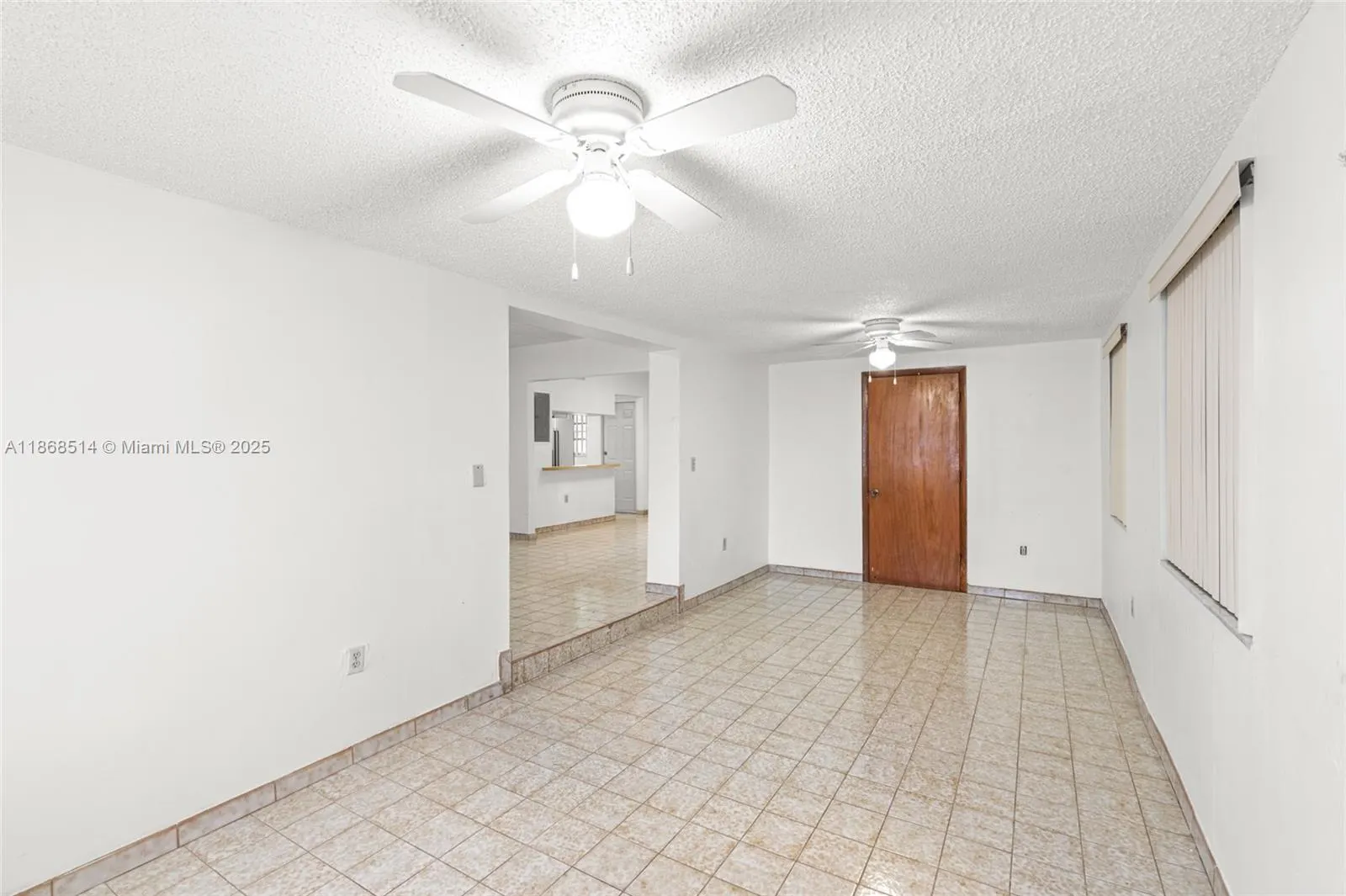 120 SW 52nd Pl