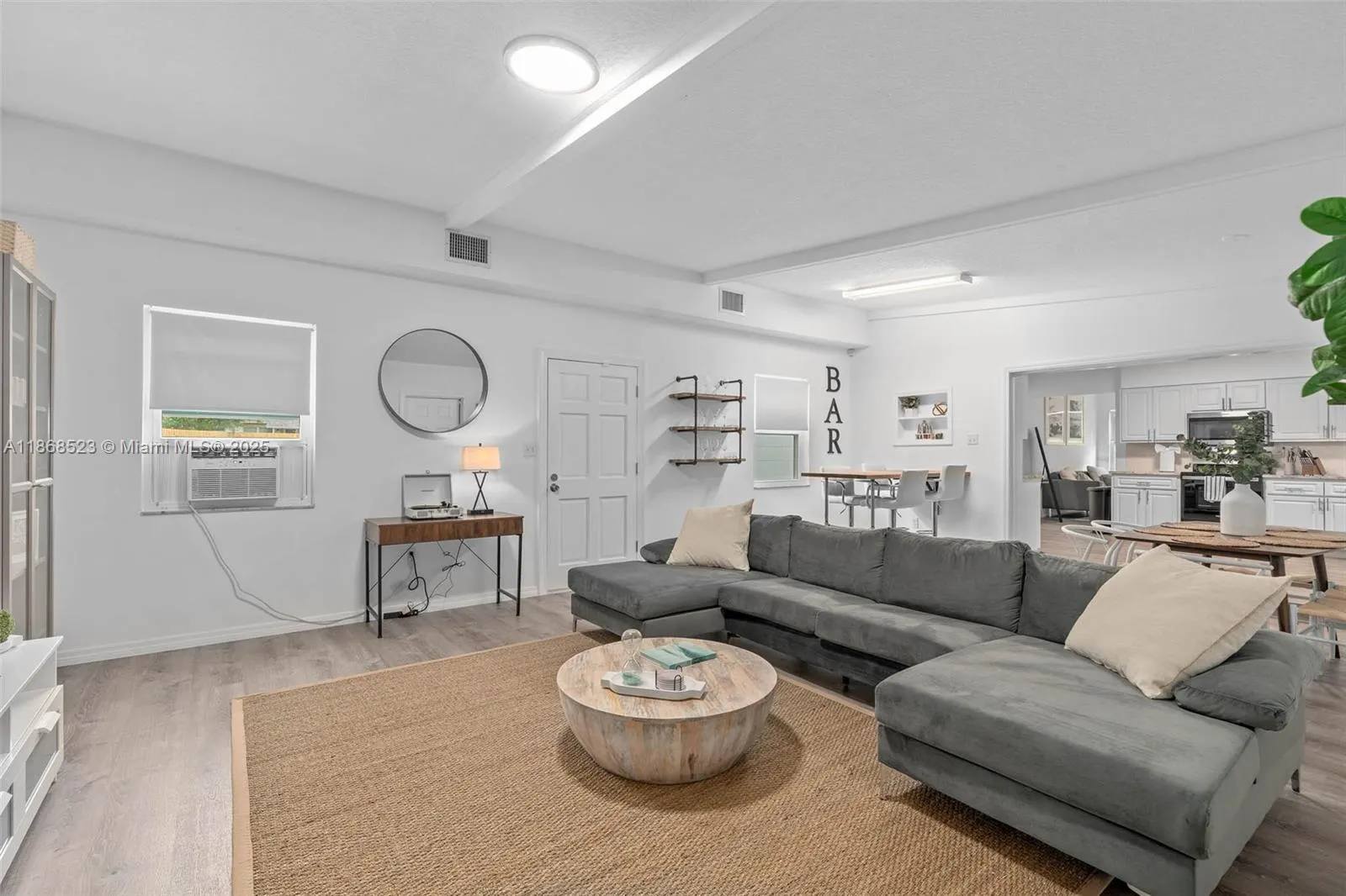 4255 Wee Street, #4255