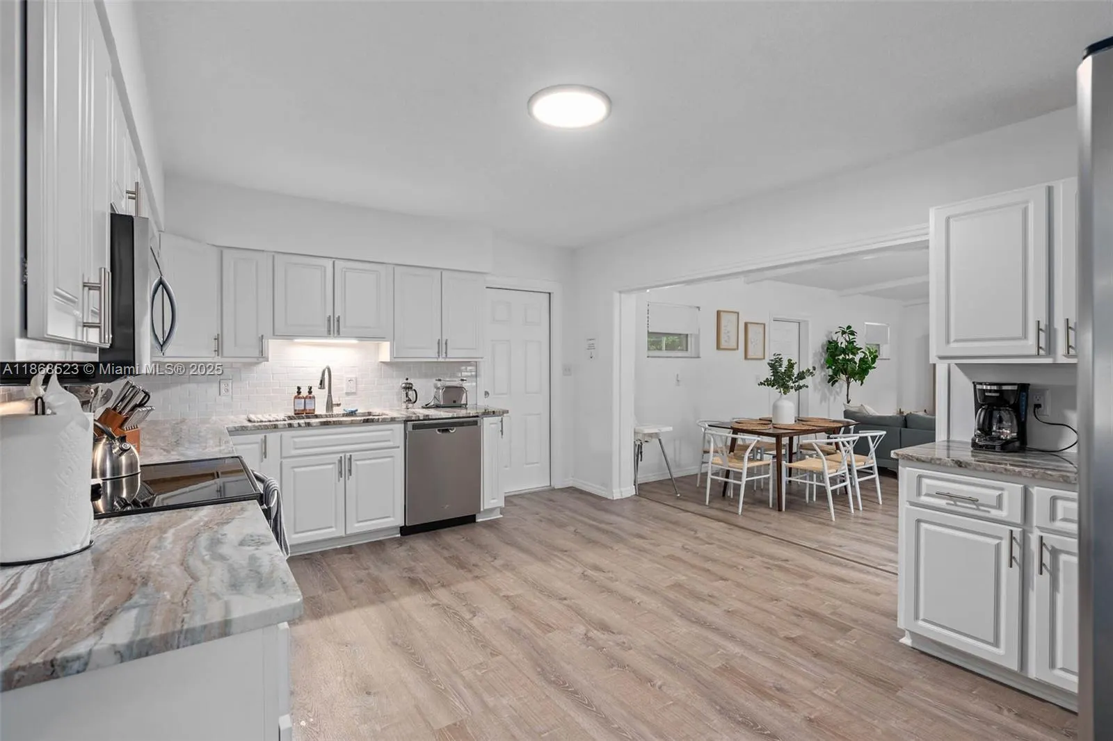 4255 Wee Street, #4255