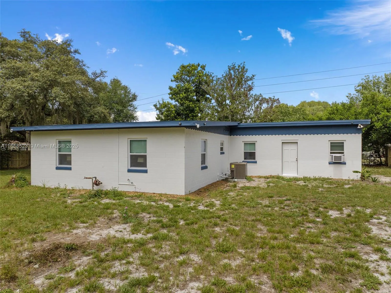 4255 Wee Street, #4255