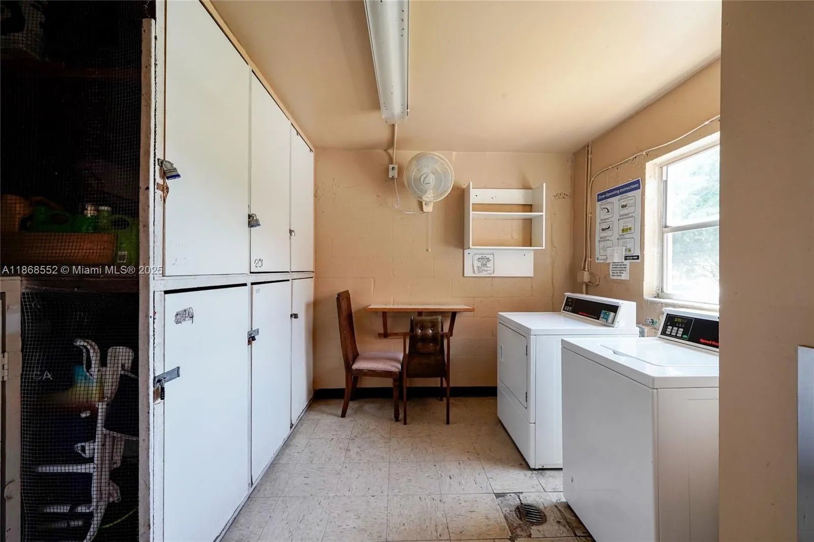 9021 Sunrise Lakes Blvd, #211