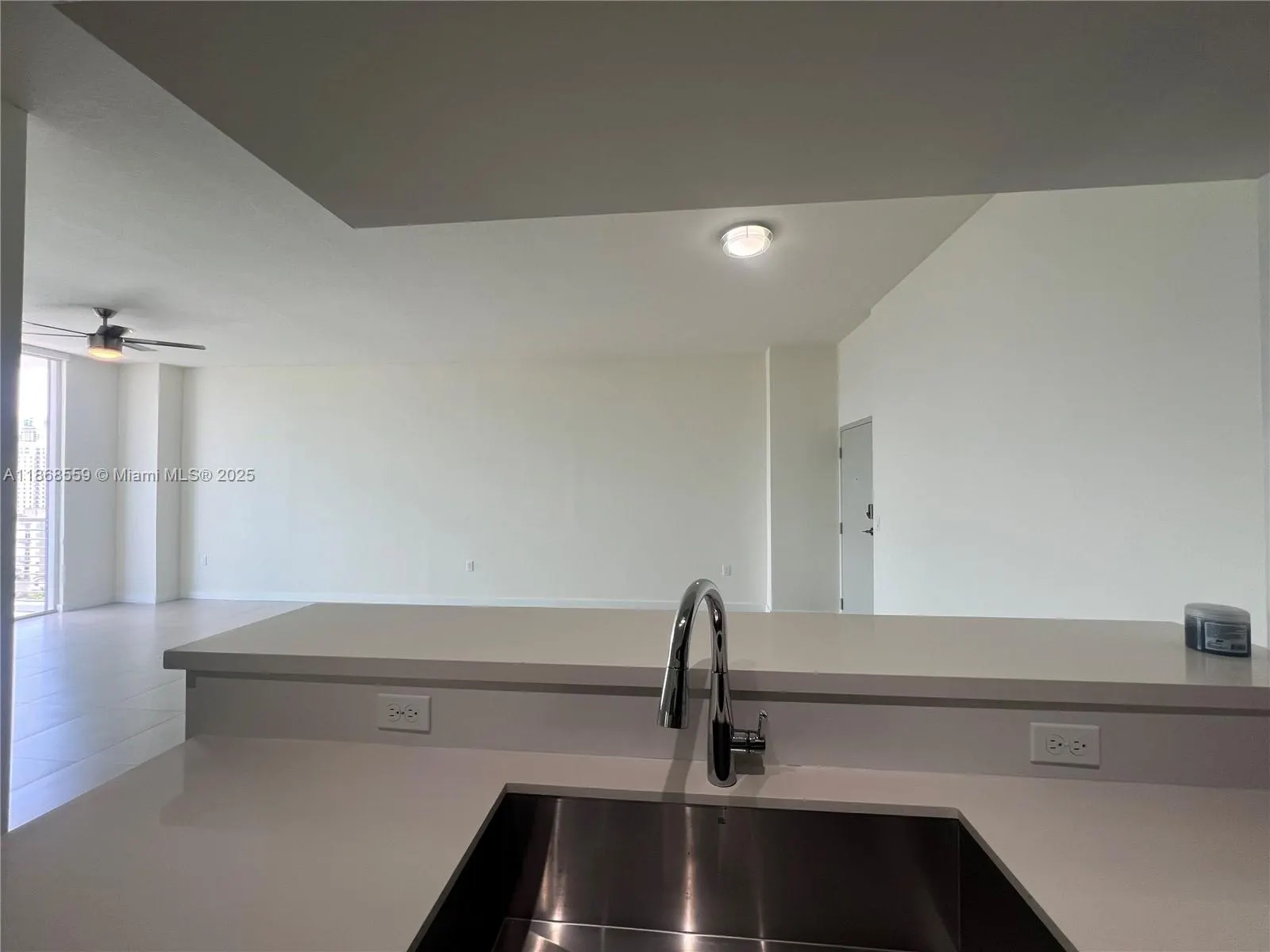 729 NW 2nd St, #1225