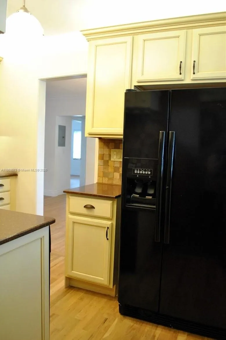 7620 SW 56th Ave, #4