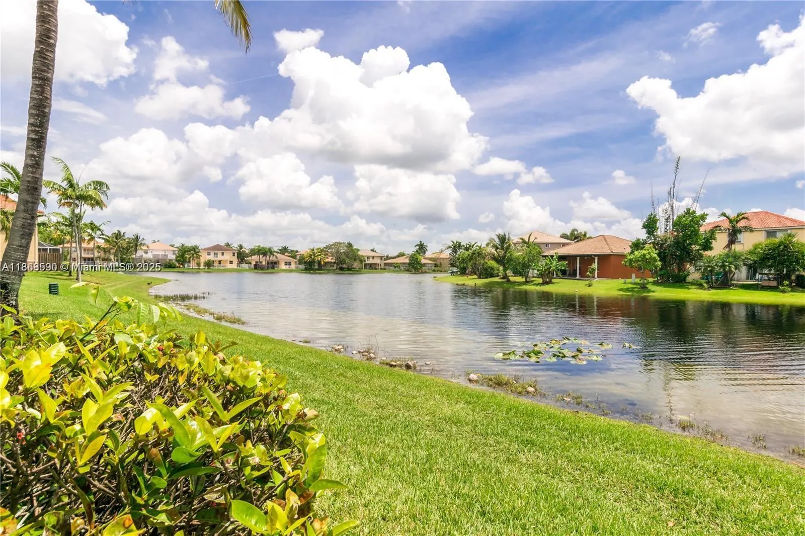 3810 San Simeon Cir
