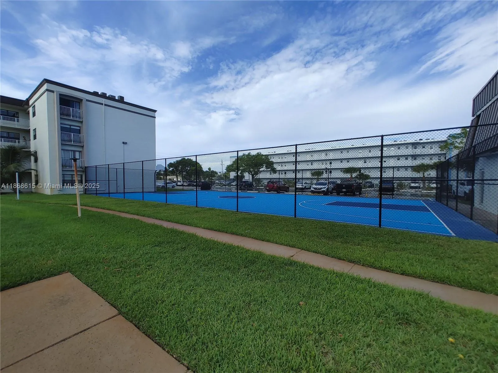 500 NE 2nd St, #110