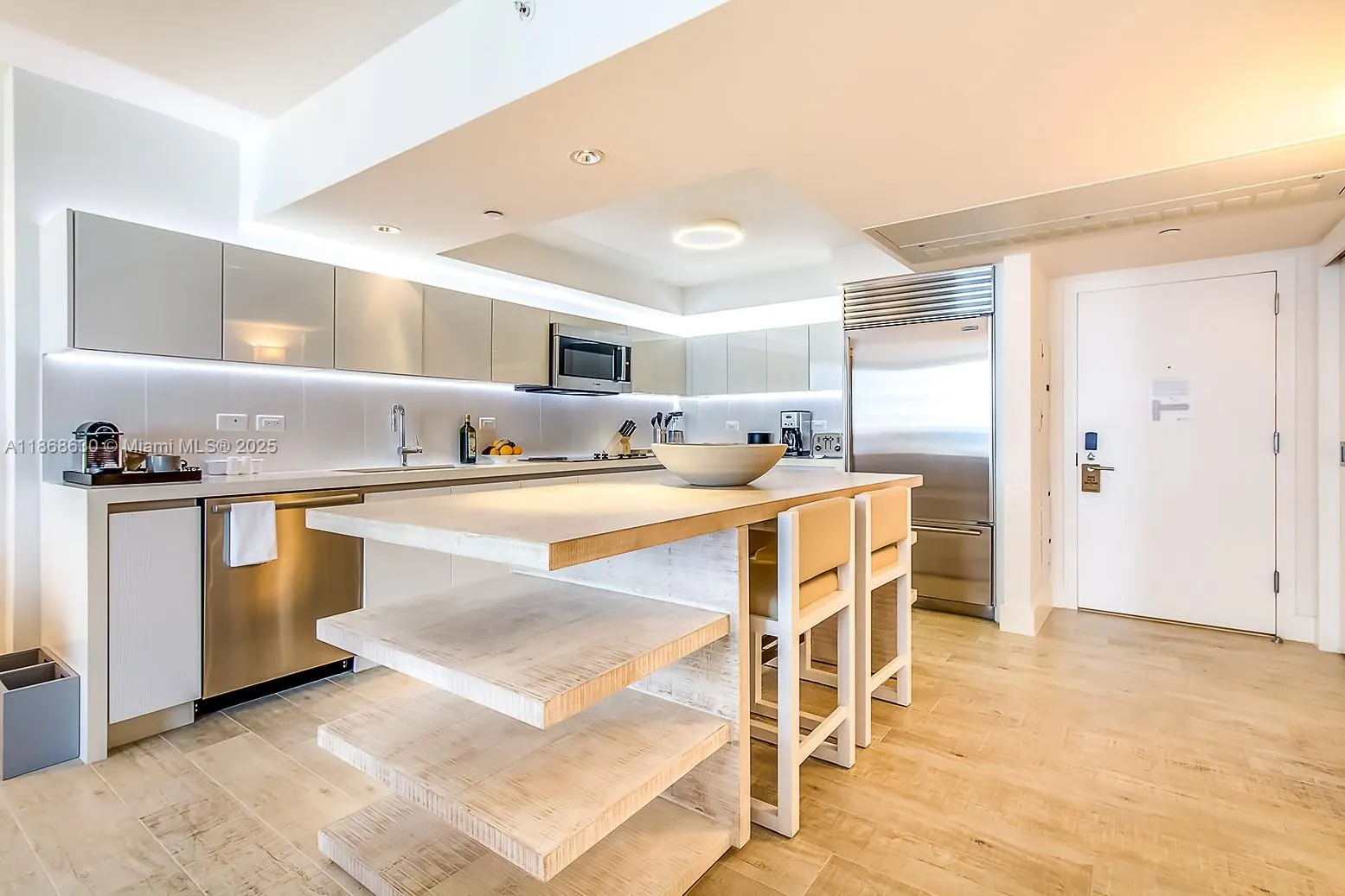 102 24th St, #1016
