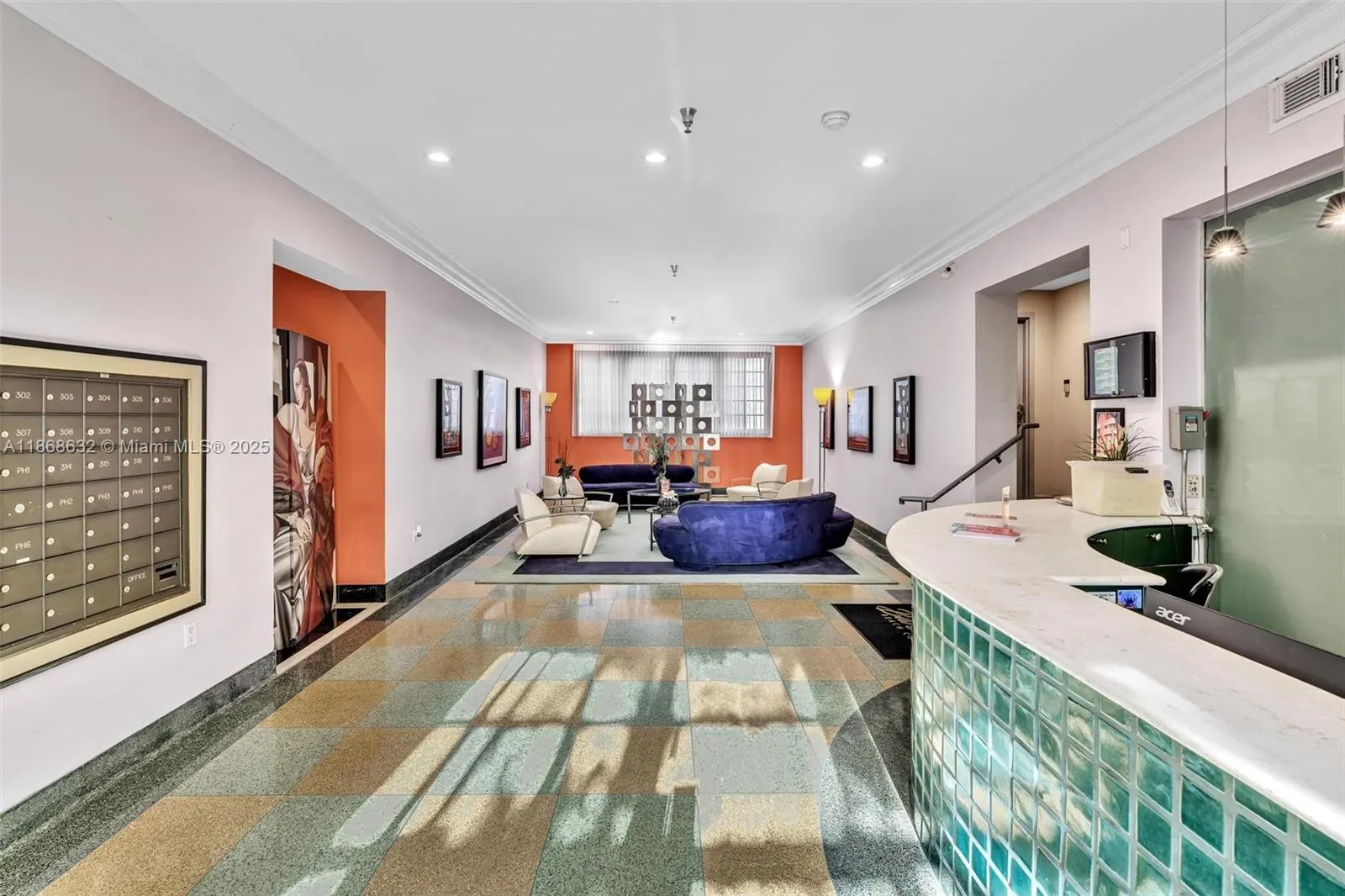 530 Ocean Dr, #307