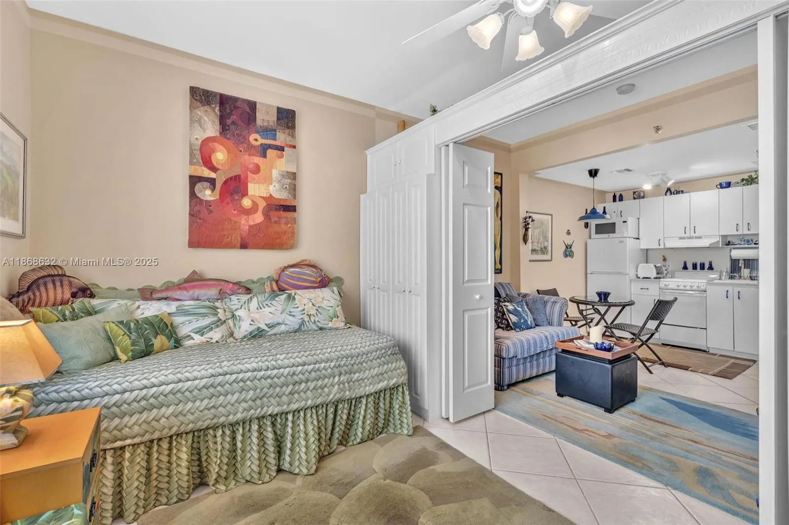 530 Ocean Dr, #307