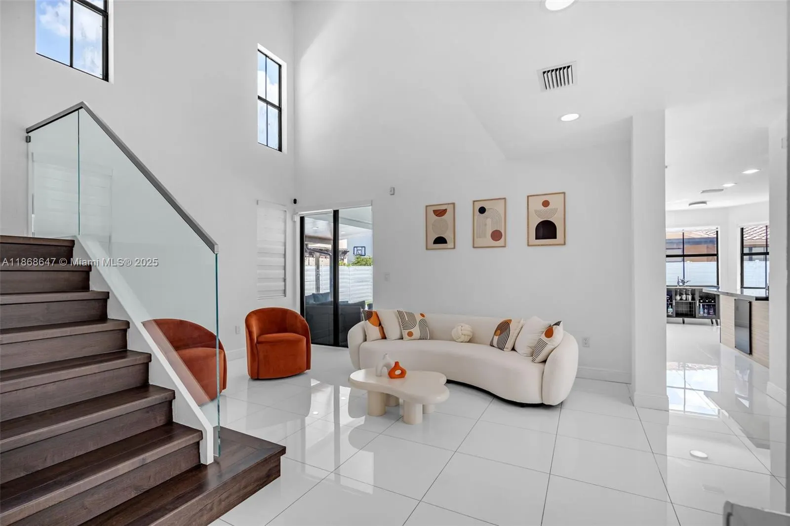 1005 NW 100th Ave