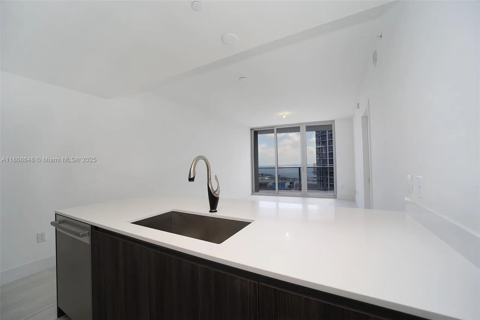 488 NE 18th St, #4608