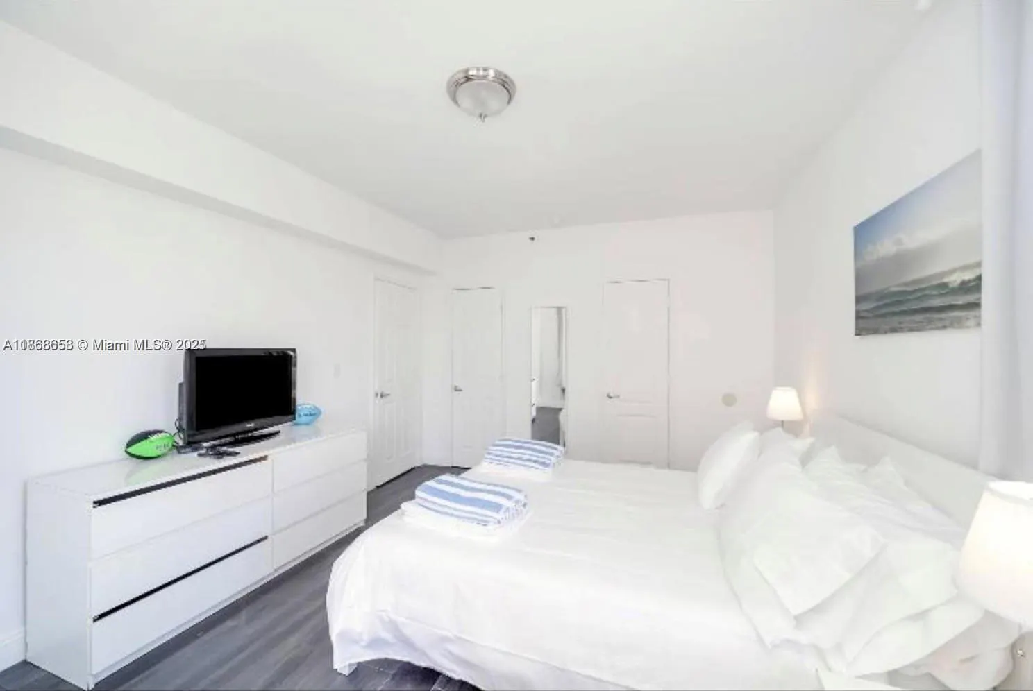 3030 Collins Ave, #4F