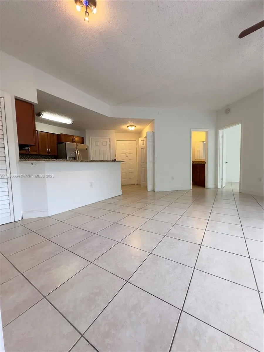 2550 SW 18th Ter, #2303