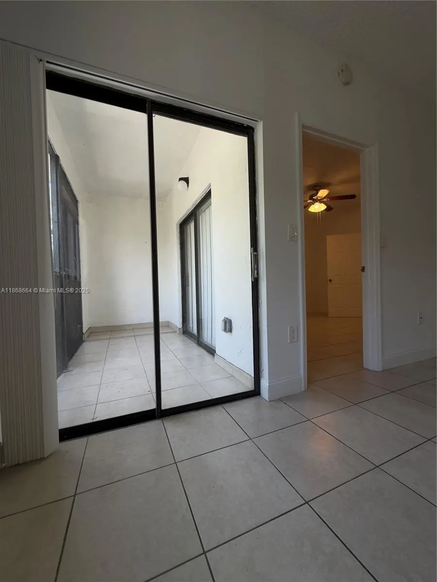 2550 SW 18th Ter, #2303