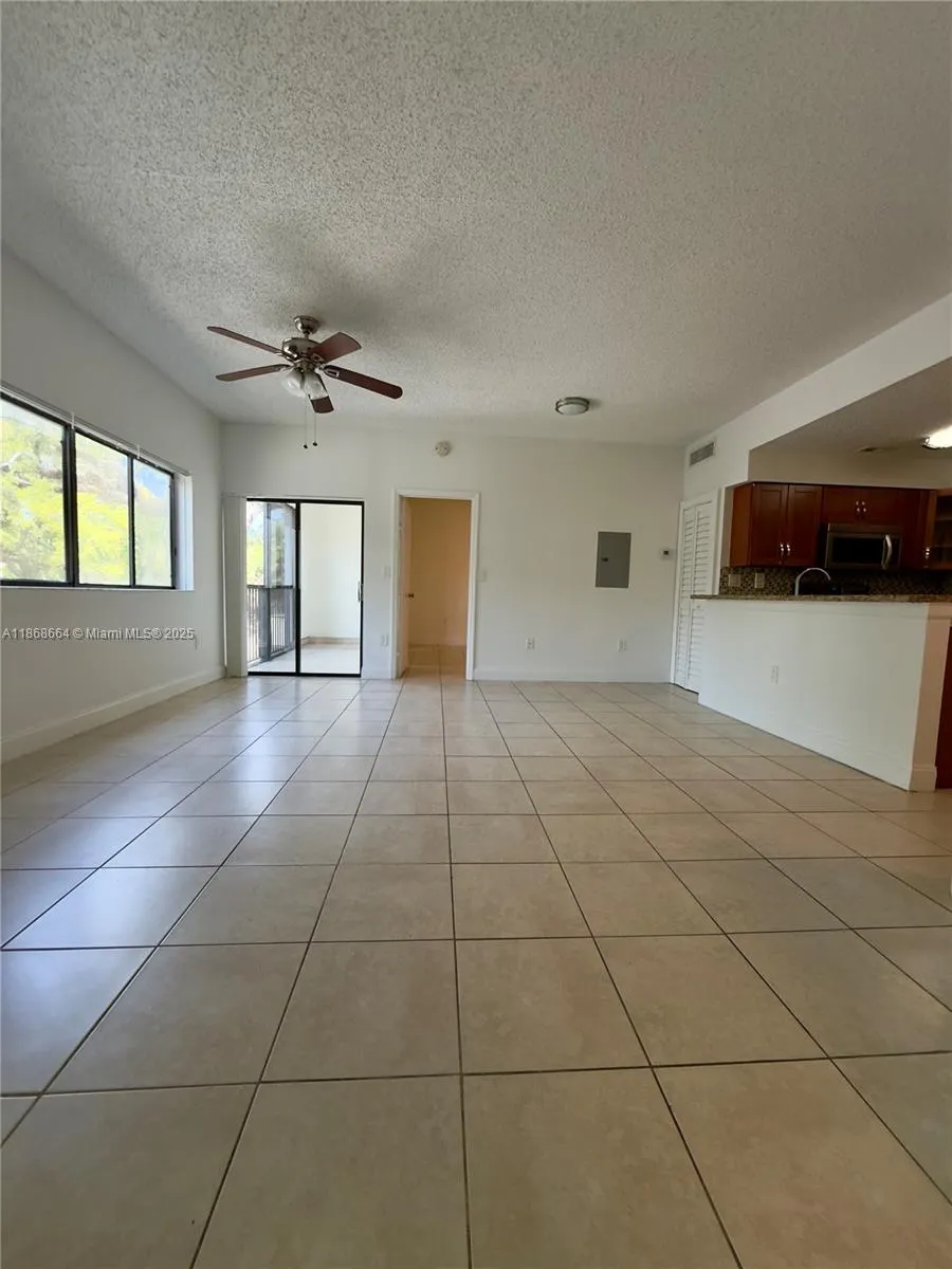 2550 SW 18th Ter, #2303