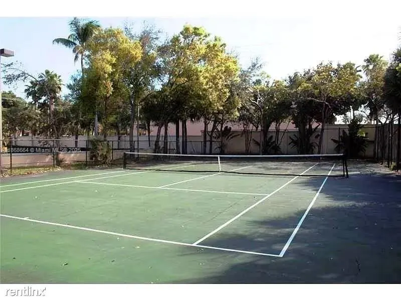 2550 SW 18th Ter, #2303