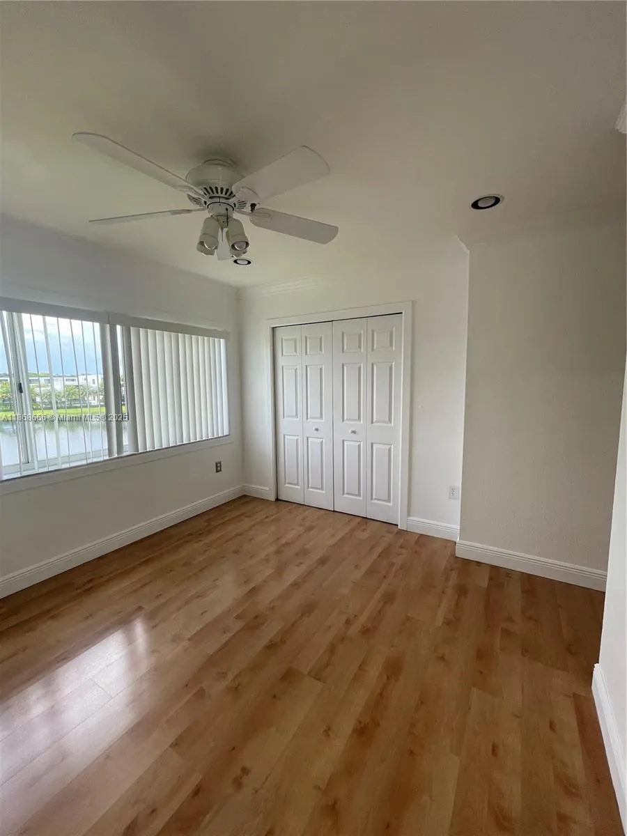 154 Riviera Cir, #154