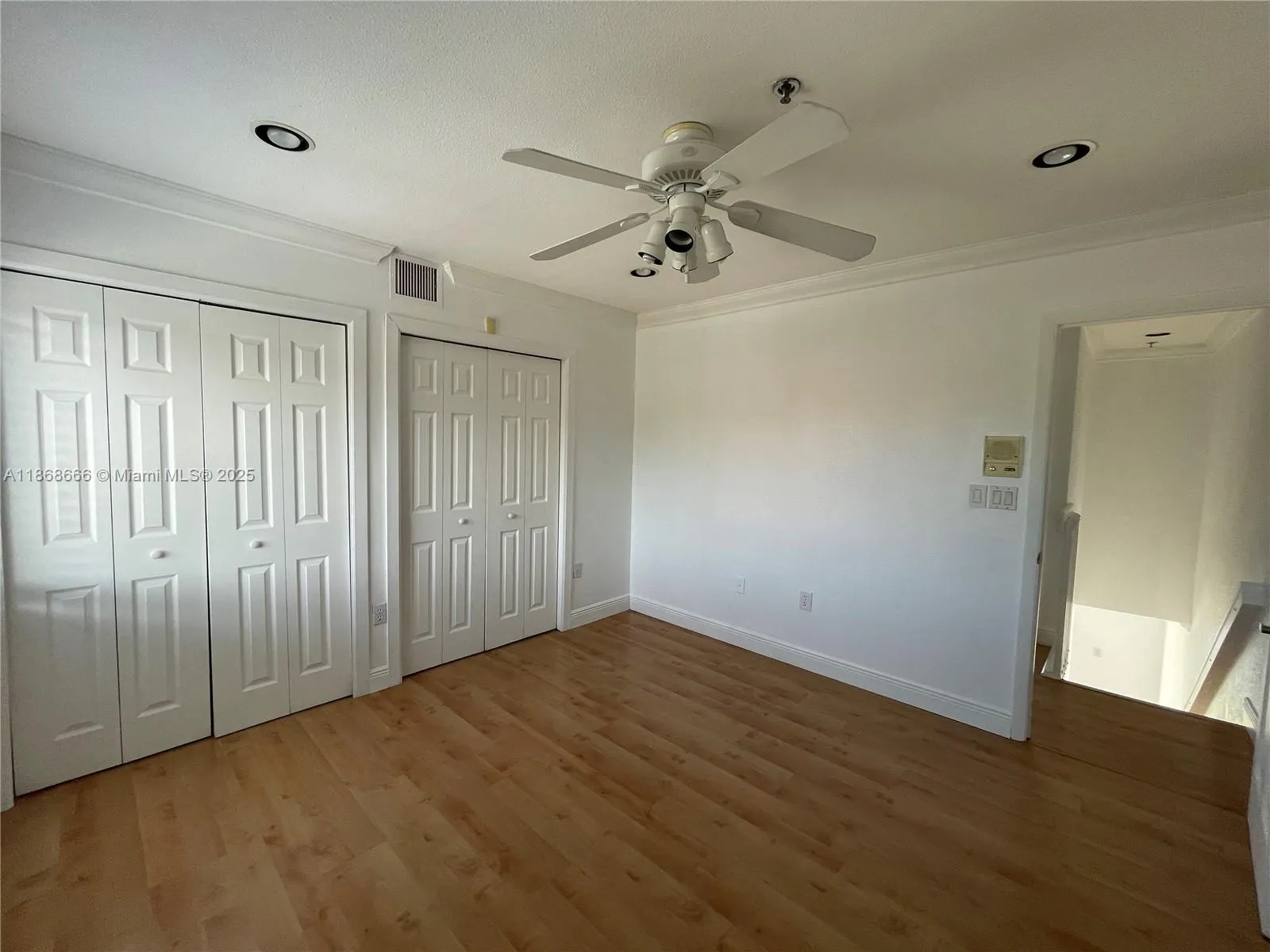 154 Riviera Cir, #154