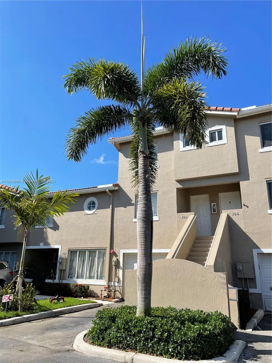 154 Riviera Cir, #154