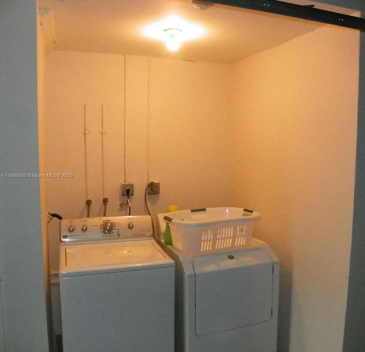 154 Riviera Cir, #154