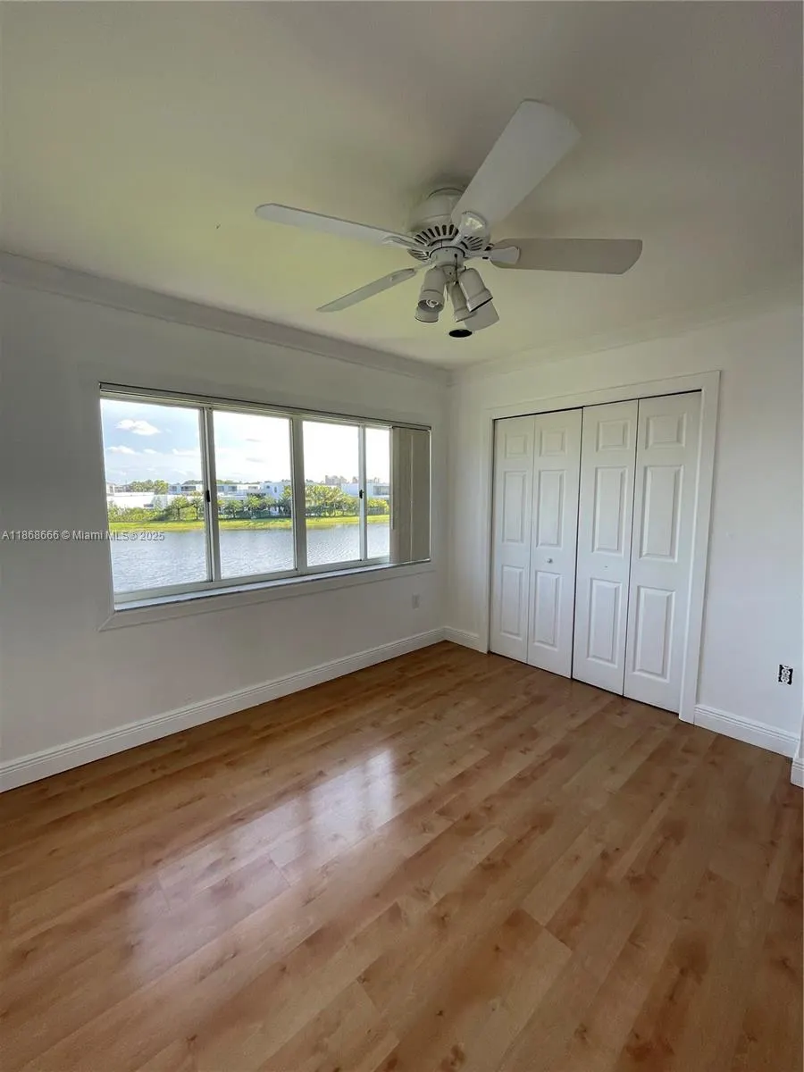 154 Riviera Cir, #154