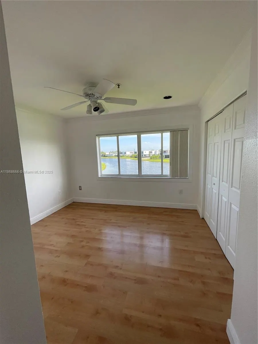 154 Riviera Cir, #154
