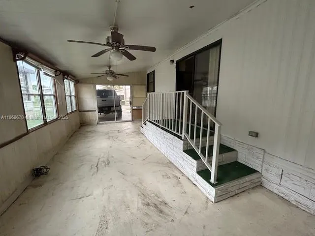 5339 NW 4th Ter