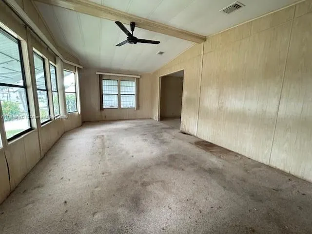 5339 NW 4th Ter