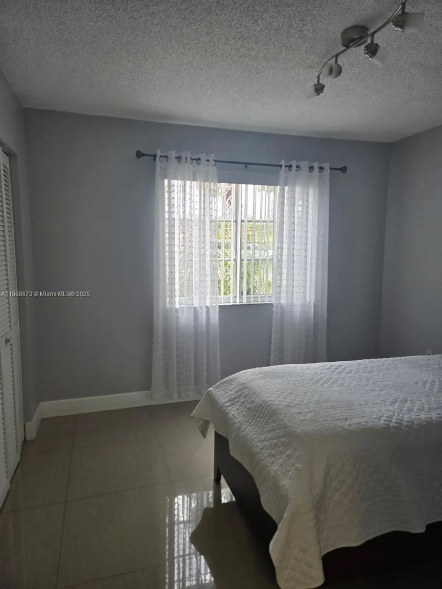 6919 W 36th Ave, #101
