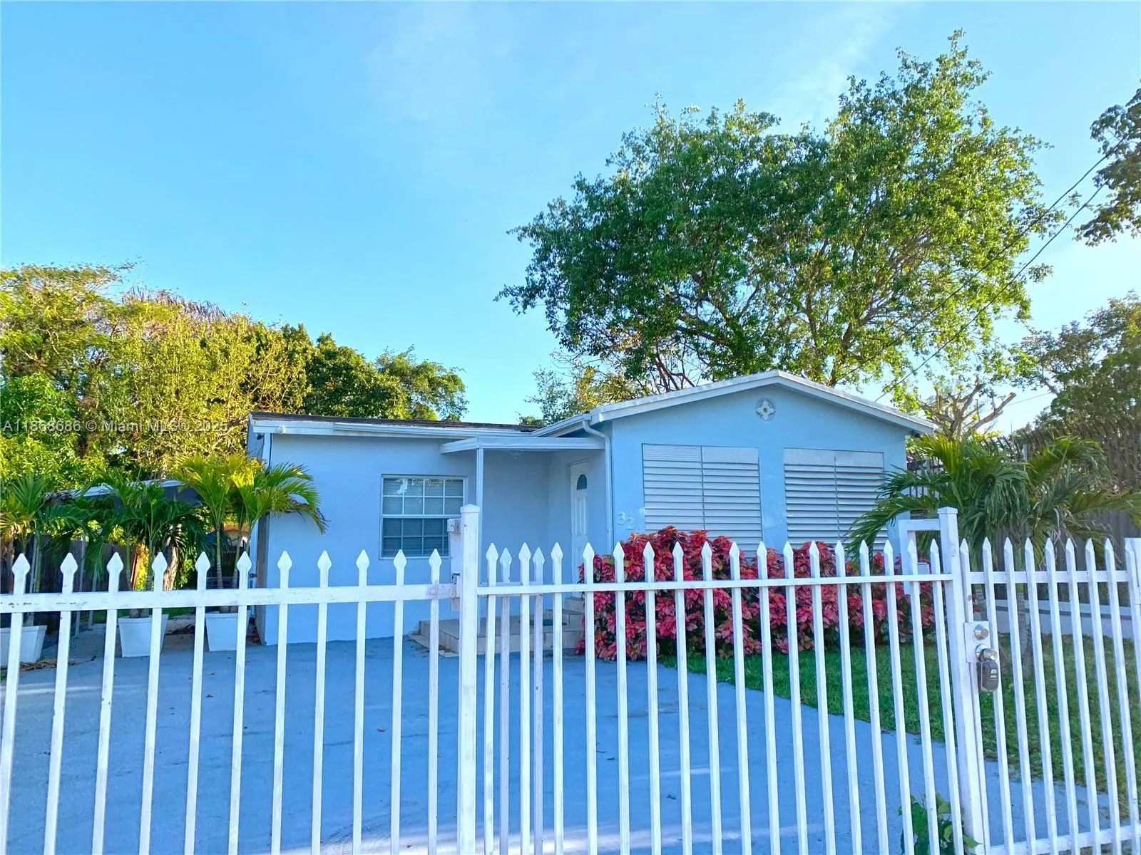 324 NW 52nd St