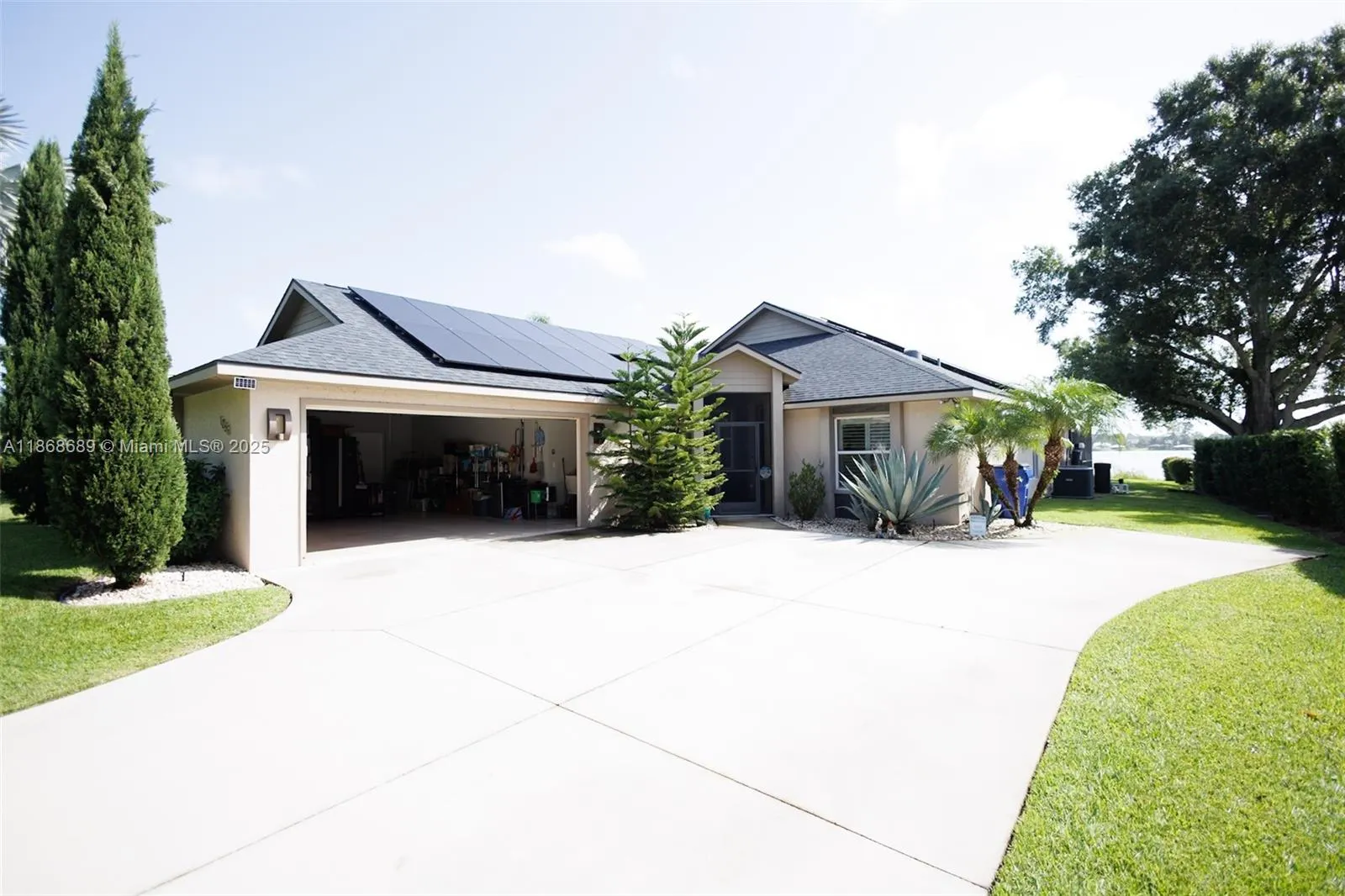 1058 Lake Carrie Dr