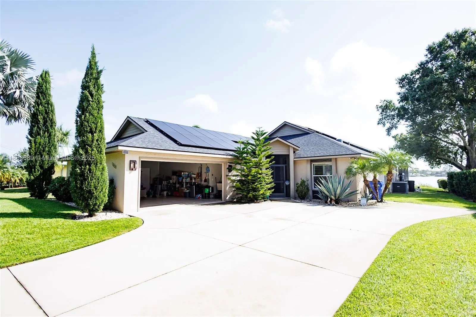 1058 Lake Carrie Dr