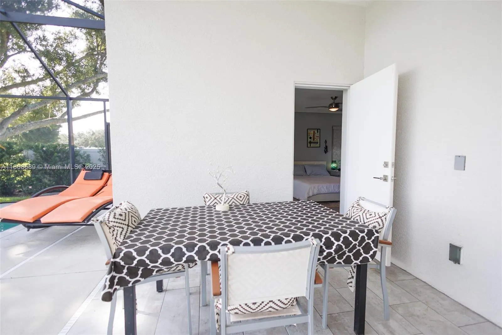 1058 Lake Carrie Dr