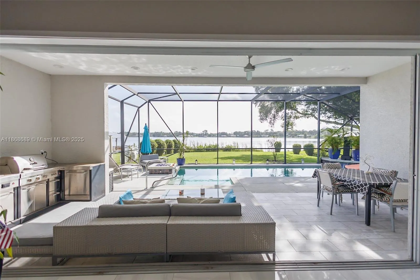 1058 Lake Carrie Dr